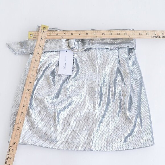 Lovers + Friends Silver Shimmery Sequin Mini Skirt with Belt S  NWT - Picture 4 of 10